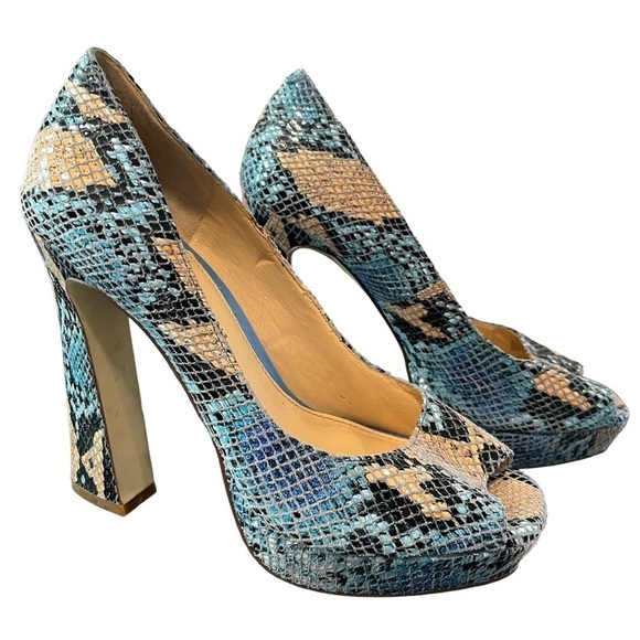 Gianni Bini sz 7.5 blue & cream snake embossed leather platform peep toe heels - Picture 2 of 16